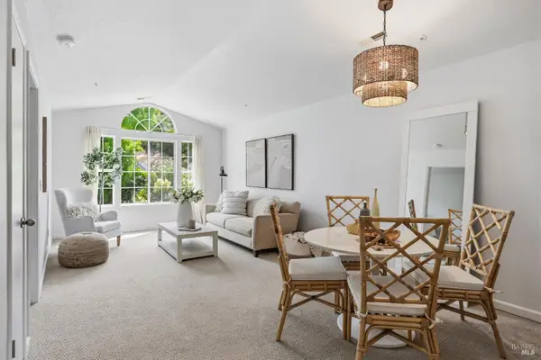35 Little Creek Lane, Novato, CA 94945