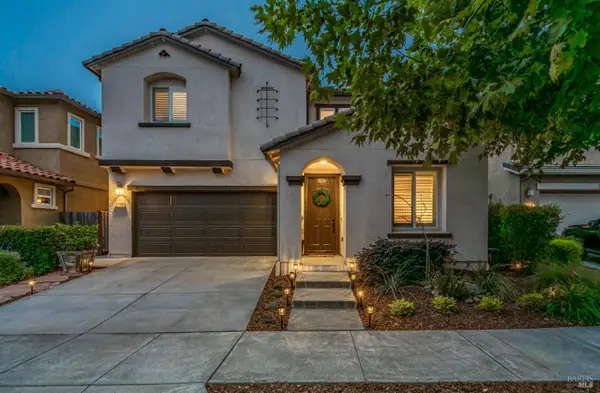 1710 Kenwood Place, Rohnert Park, CA 94928