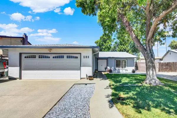 203 Greenwich Circle, Vacaville, CA 95687