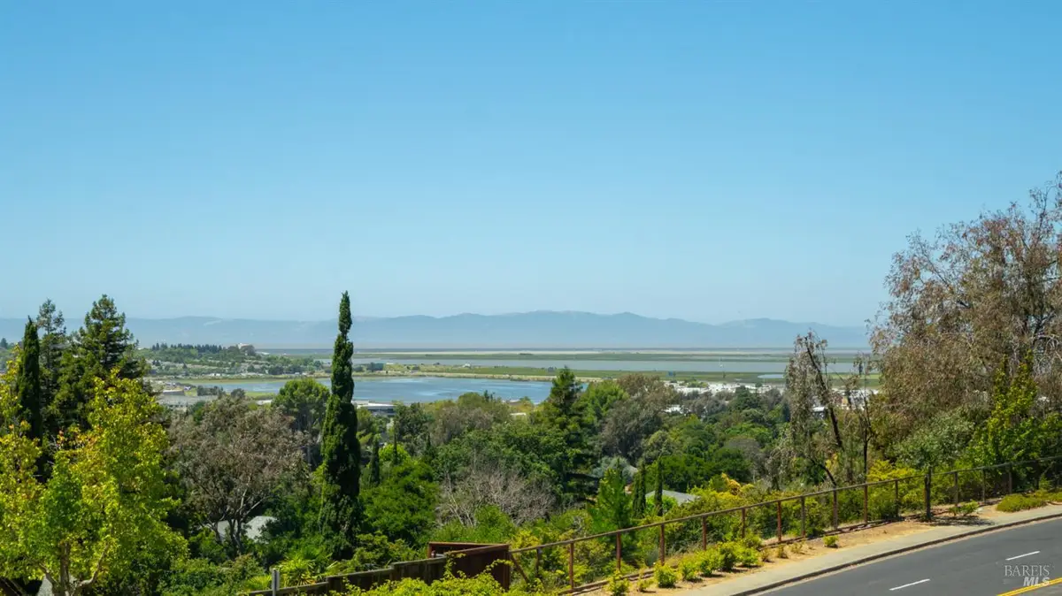 355 Parkview Terrace #L12, Vallejo, CA 94589 - #1