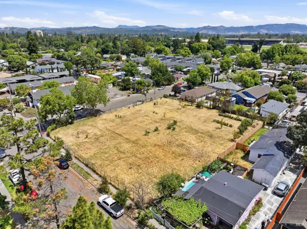 1306 Grand Avenue, Santa Rosa, CA 95404