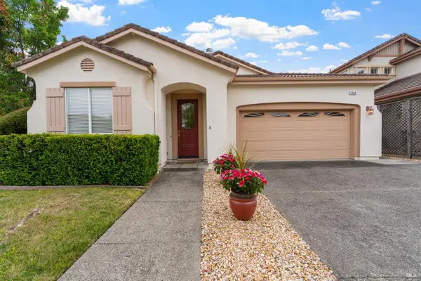 1284 Eagle Drive, Windsor, CA 95492