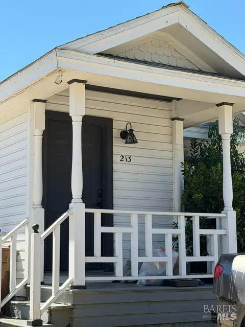 209 S 2nd Street, Rio Vista, CA 94571 - #2