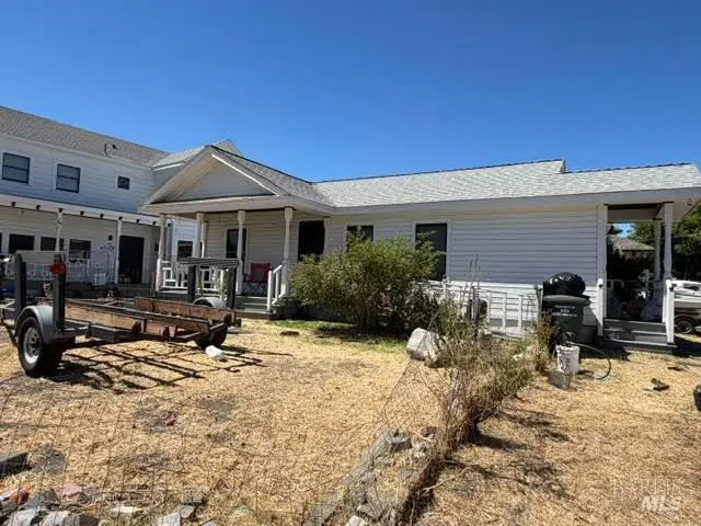 209 S 2nd Street, Rio Vista, CA 94571 - #3