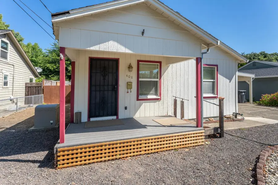 408 Grove Avenue, Ukiah, CA 95482 - #2