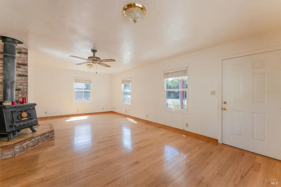 408 Grove Avenue, Ukiah, CA 95482 - #3