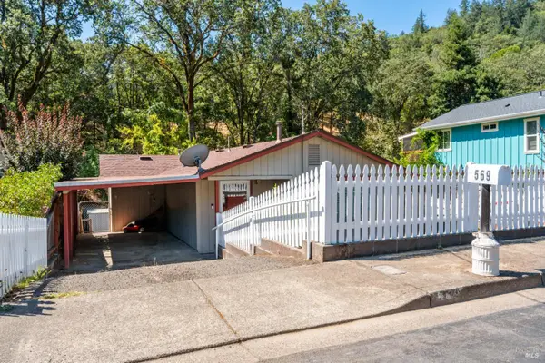569 Redwood Avenue, Ukiah, CA 95482