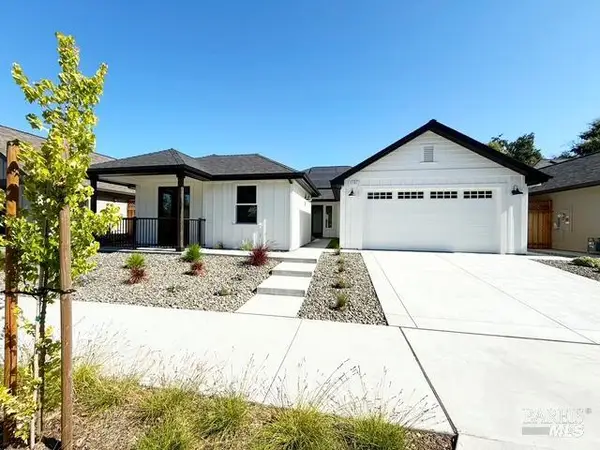 137 Maywood Lane, Windsor, CA 95492