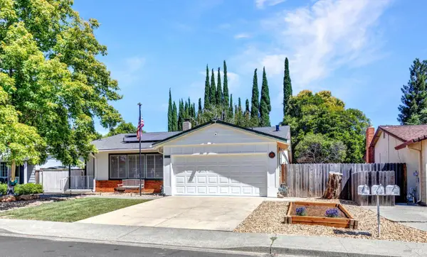 166 Carmel Court, Vacaville, CA 95688