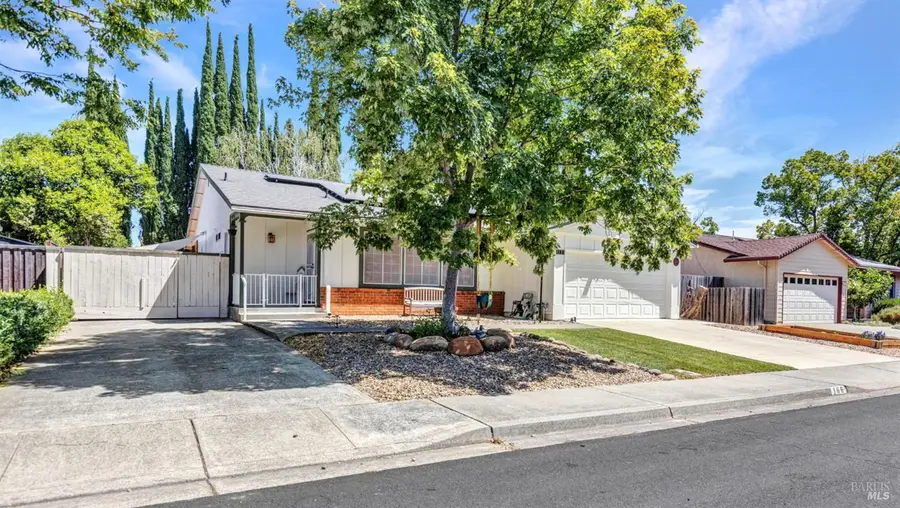 166 Carmel Court, Vacaville, CA 95688 - #3
