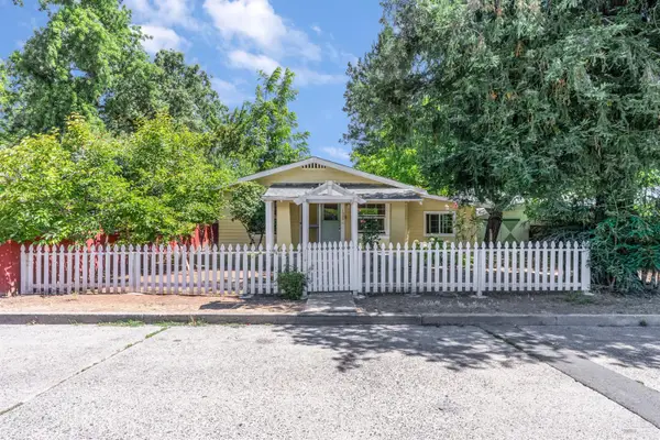 1406 Myrtle Street, Calistoga, CA 94515