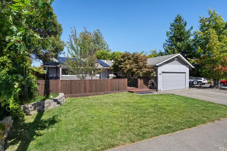 1386 Mcminn Avenue, Santa Rosa, CA 95407 - #2
