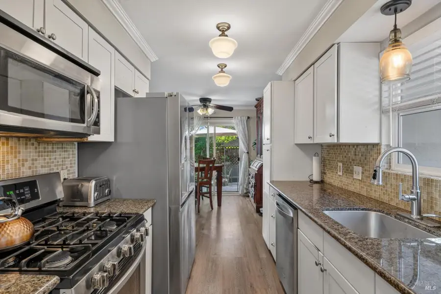 1386 Mcminn Avenue, Santa Rosa, CA 95407 - #3
