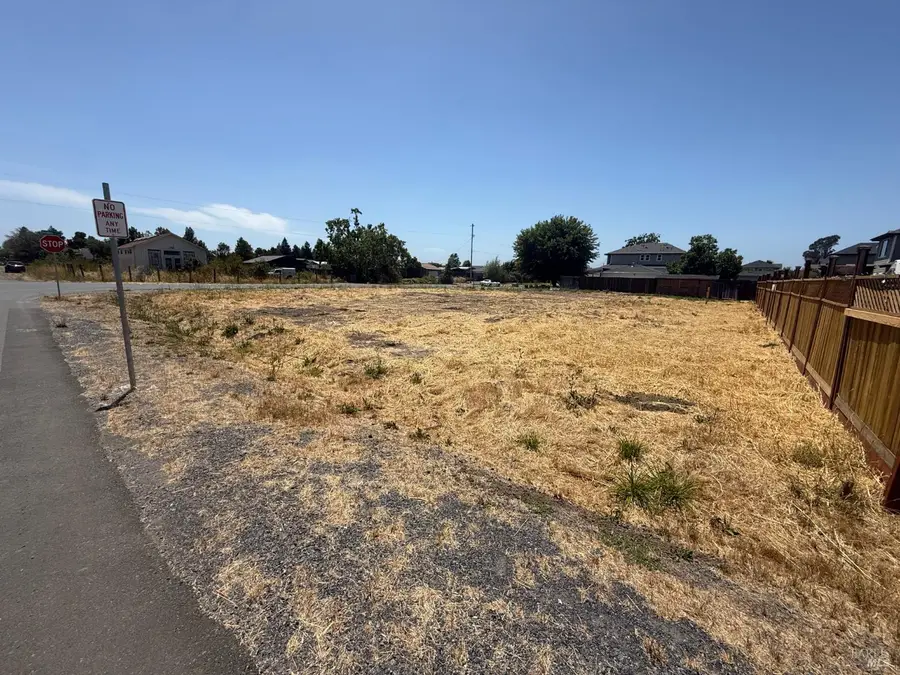 3805 Elwin Lane, Santa Rosa, CA 95403 - #3