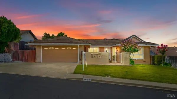 451 Sandstone Drive, Vacaville, CA 95688