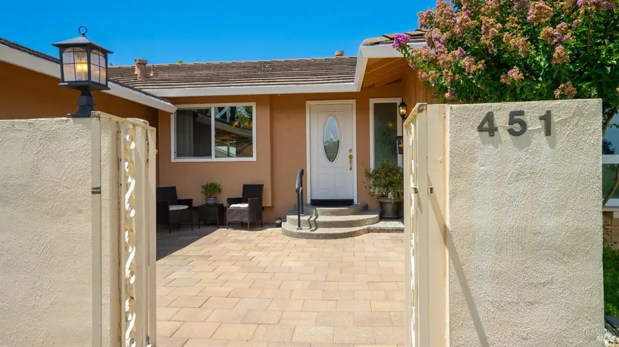 451 Sandstone Drive, Vacaville, CA 95688 - #2
