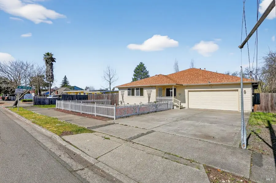 4313 Hoen Avenue, Santa Rosa, CA 95405 - #2
