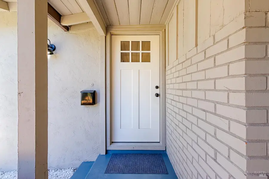 18 Eastside Circle, Petaluma, CA 94954 - #2