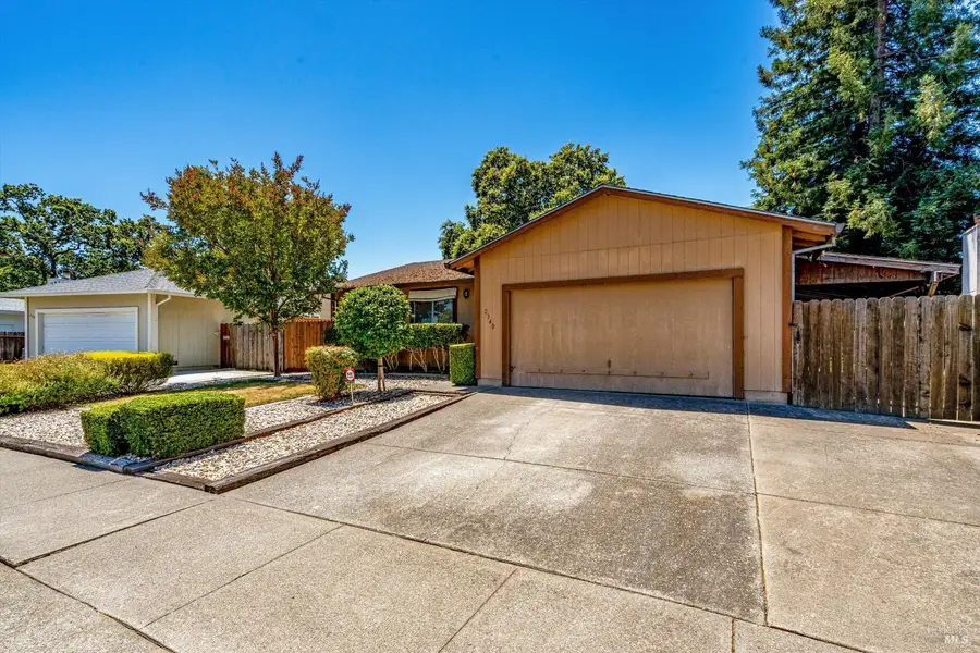 2340 Donna Maria Way, Santa Rosa, CA 95403 - #2