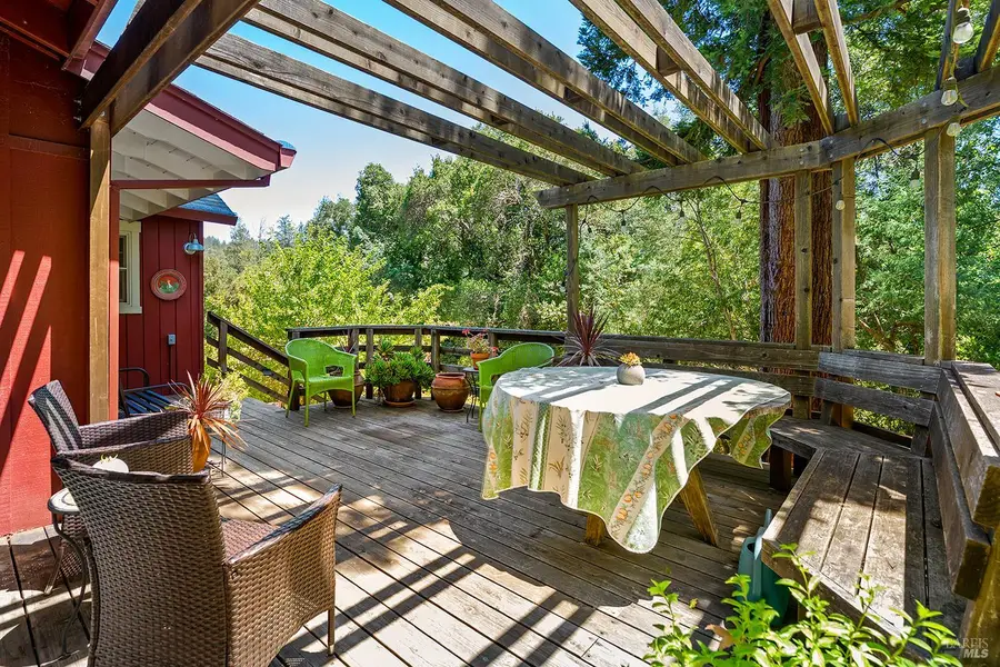 8152 Grape Avenue, Forestville, CA 95436 - #2