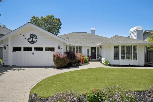 6 Fox Hollow Place, Novato, CA 94945