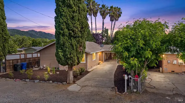 31604 Mccray Road, Cloverdale, CA 95425