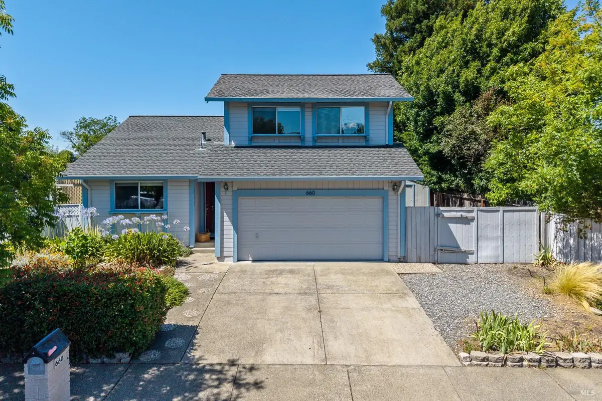 660 Capps Lane, Ukiah, CA 95482 - #1