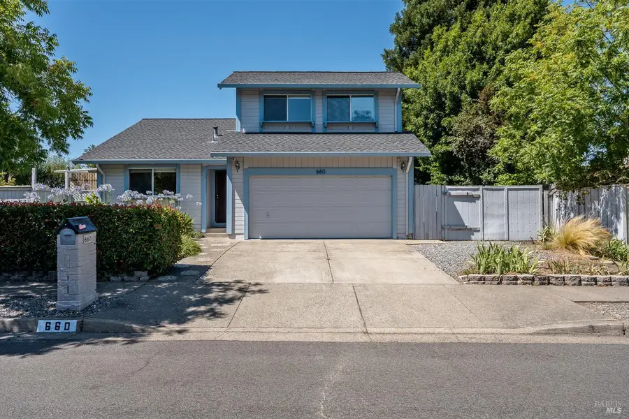 660 Capps Lane, Ukiah, CA 95482 - #2