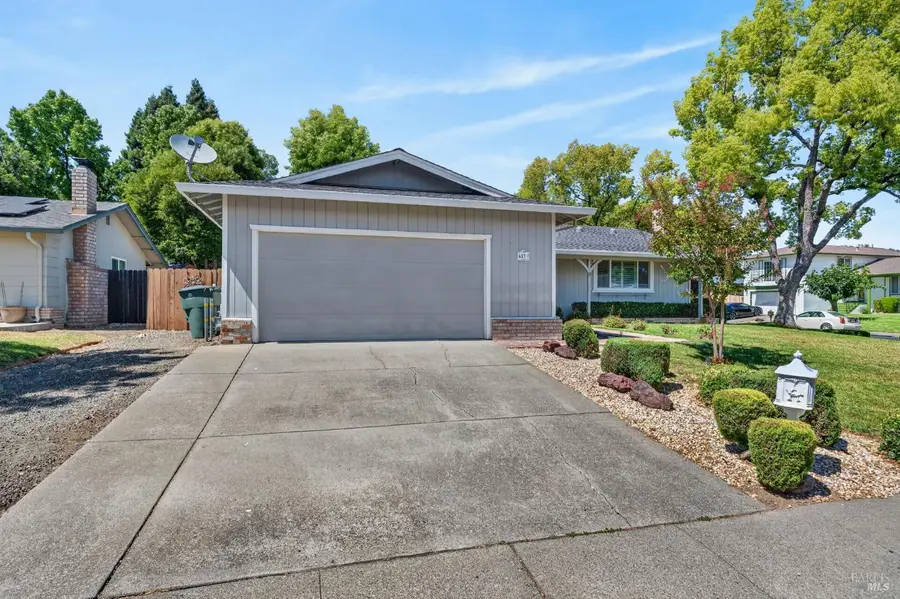437 Valencia Lane, Vacaville, CA 95688 - #3