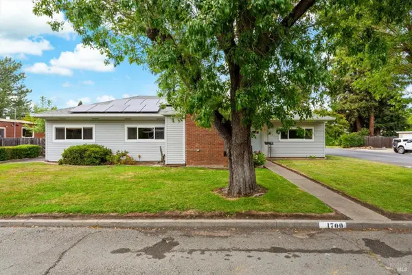 1700 Sierra Avenue, Napa, CA 94558