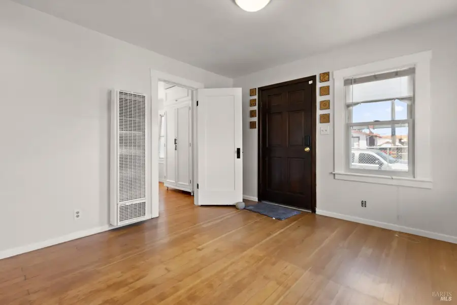 10017 Pippin Street, Oakland, CA 94603 - #2