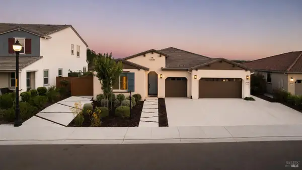 1455 Blossom Way, Dixon, CA 95620