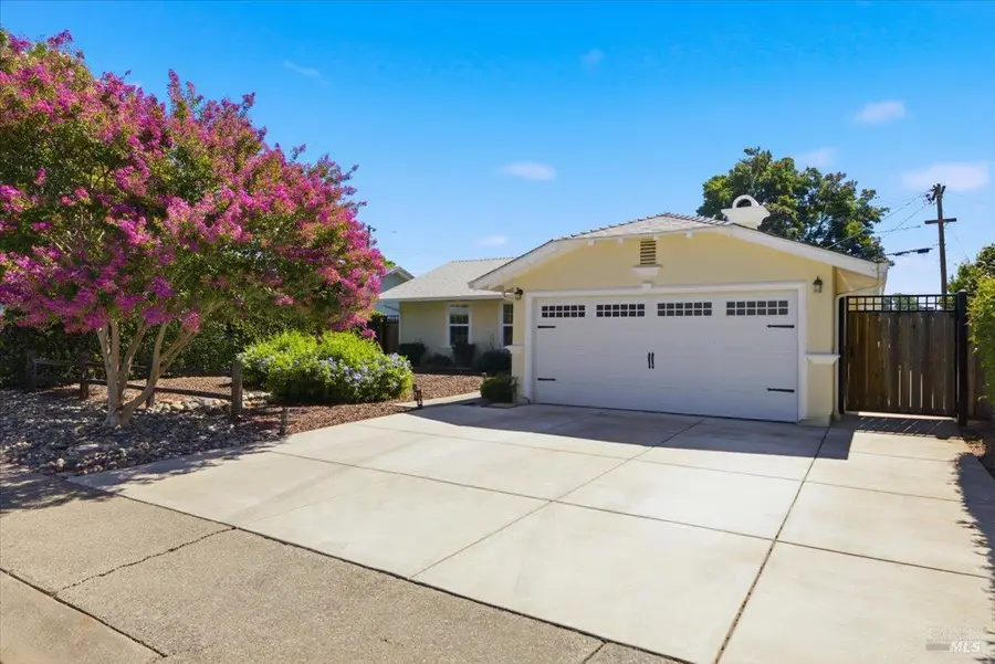 157 Linda Street, Vacaville, CA 95688 - #3