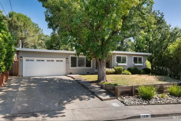 1230 Cambridge Street, Novato, CA 94947