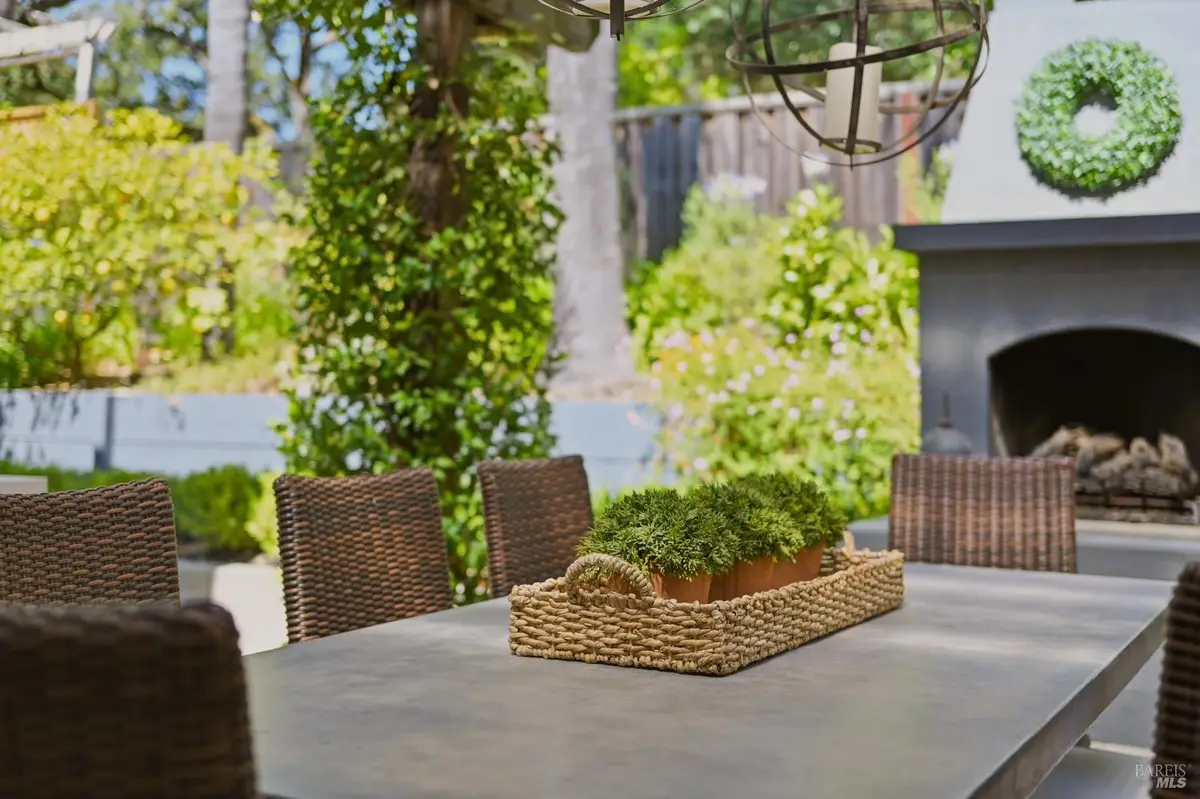 806 Chiles Avenue, Saint Helena, CA 94574 - #1