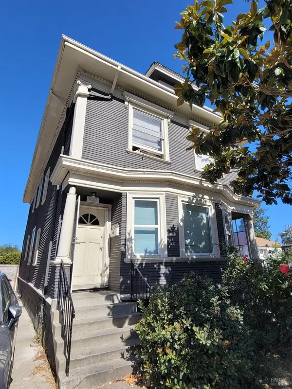 3869 M L King Jr Way, Oakland, CA 94609