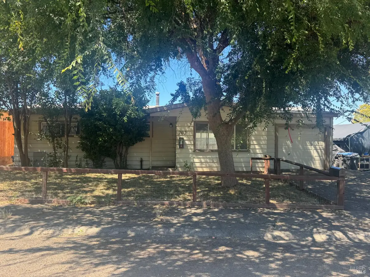 202 Faull Avenue, Ukiah, CA 95482 - #1