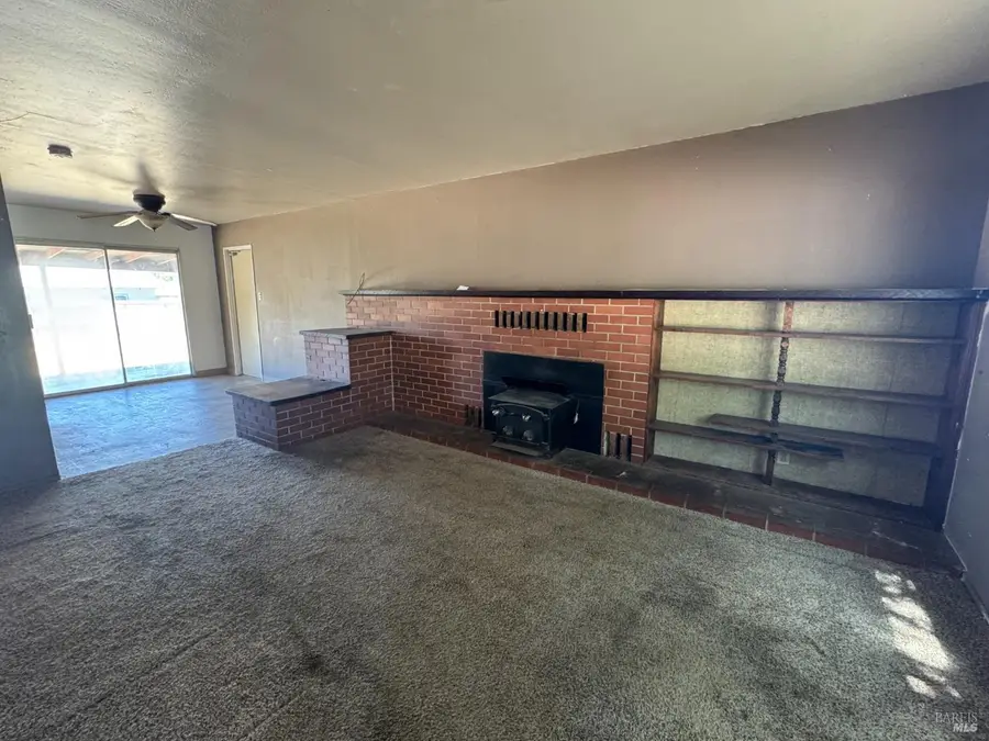 202 Faull Avenue, Ukiah, CA 95482 - #3
