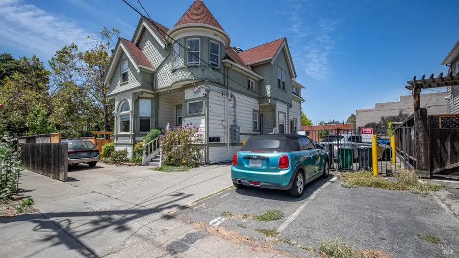 3229 Elm Street, Oakland, CA 94609 - #3