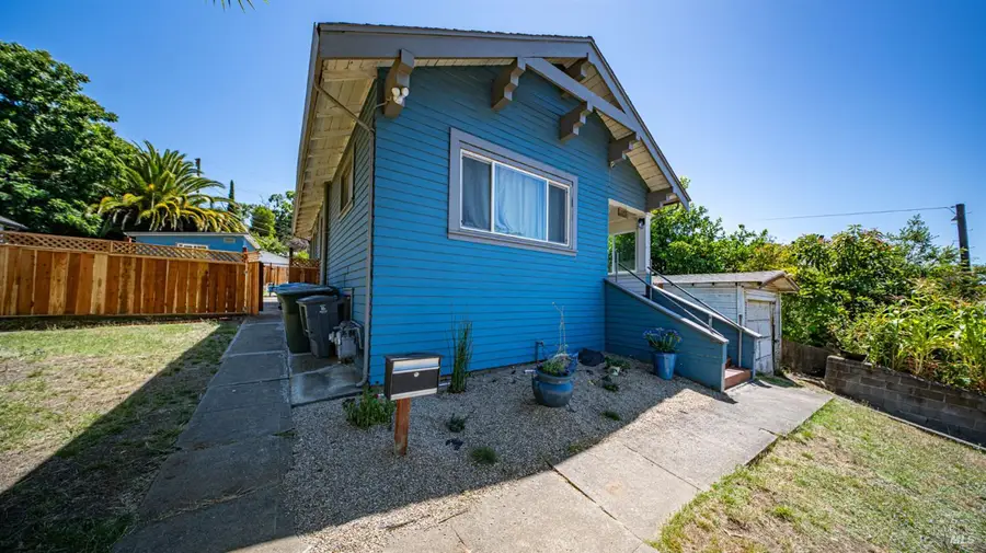 207 Alabama Street, Vallejo, CA 94590 - #2