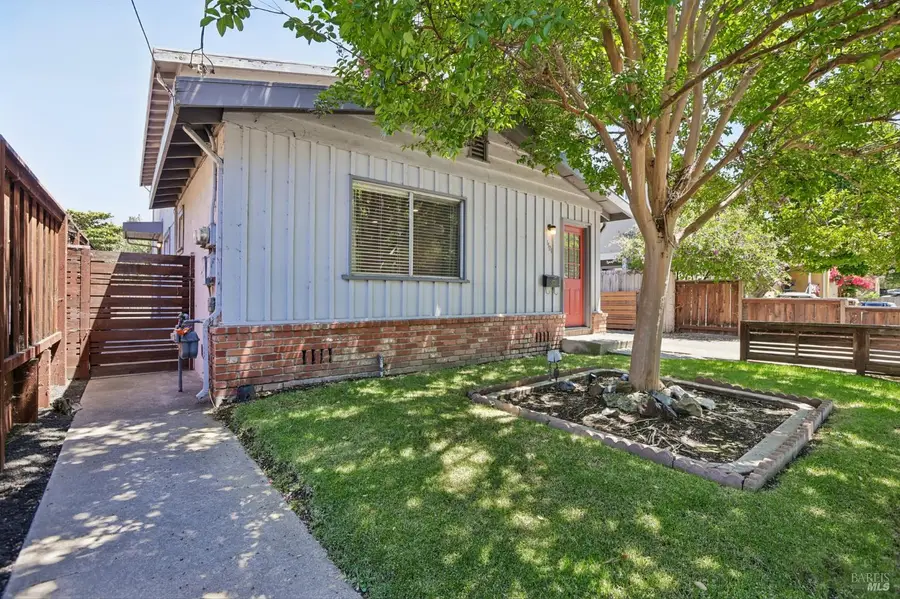 3121 Alhambra Avenue, Martinez, CA 94553 - #3