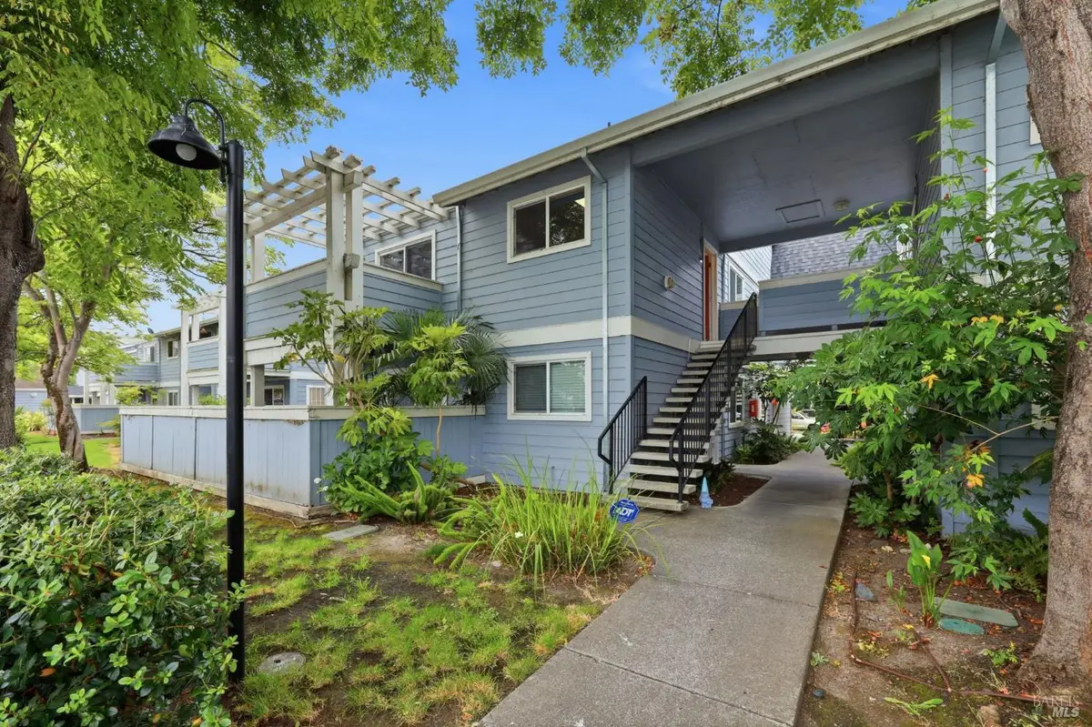 225 Burt Street #9, Santa Rosa, CA 95407 - #1