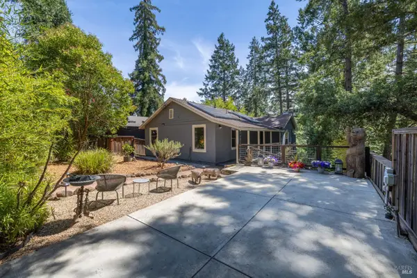 16361 Wright Drive, Guerneville, CA 95446