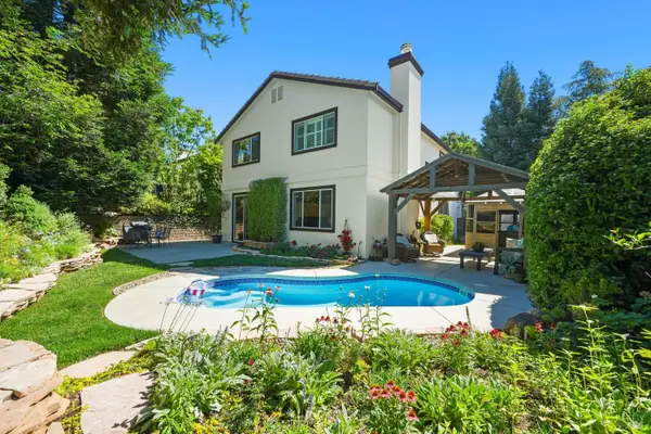 1056 Woodcrest Court, Vacaville, CA 95688