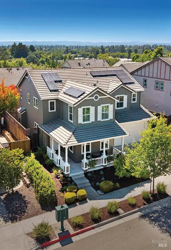 1831 Velvetleaf Lane, Santa Rosa, CA 95404