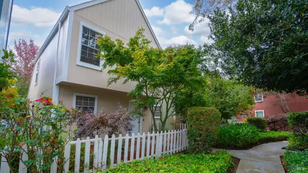 8373 Windmill Farms Drive, Cotati, CA 94931