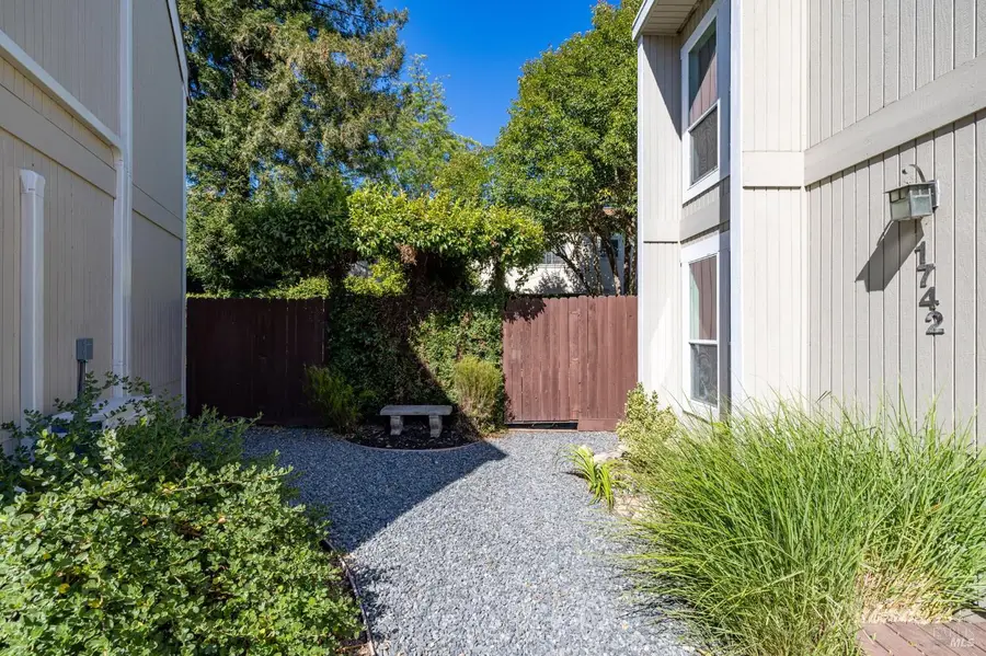 1742 Mission Boulevard, Santa Rosa, CA 95409 - #2