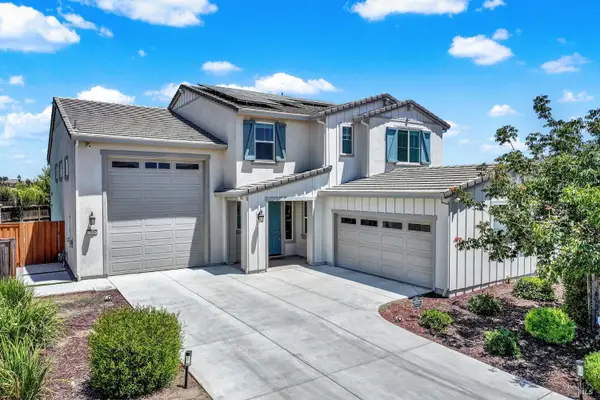 700 Moonlight Court, Dixon, CA 95620