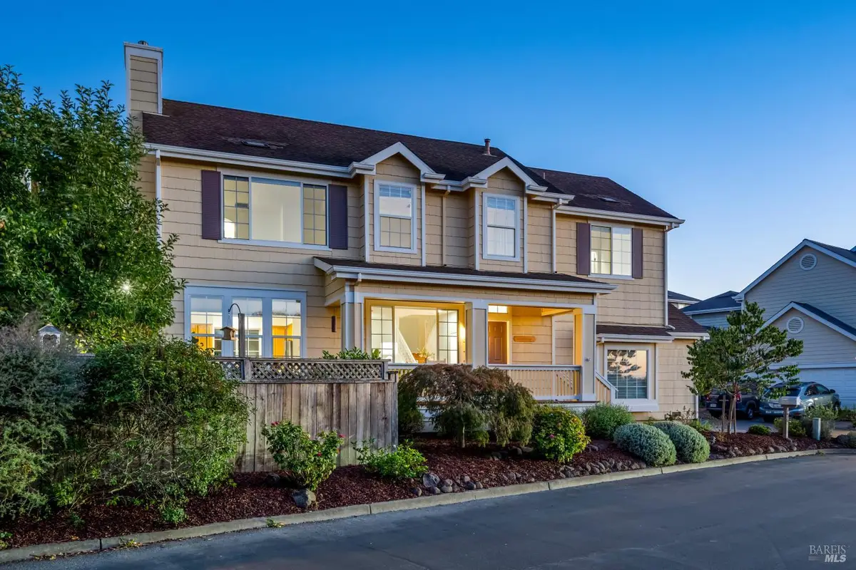 1073 Warren Drive, Petaluma, CA 94952 - #1