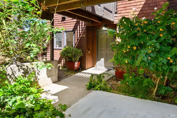 254 Headlands Court, Sausalito, CA 94965